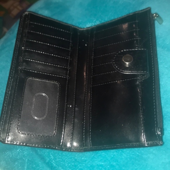 Wallet - Picture 3 of 4